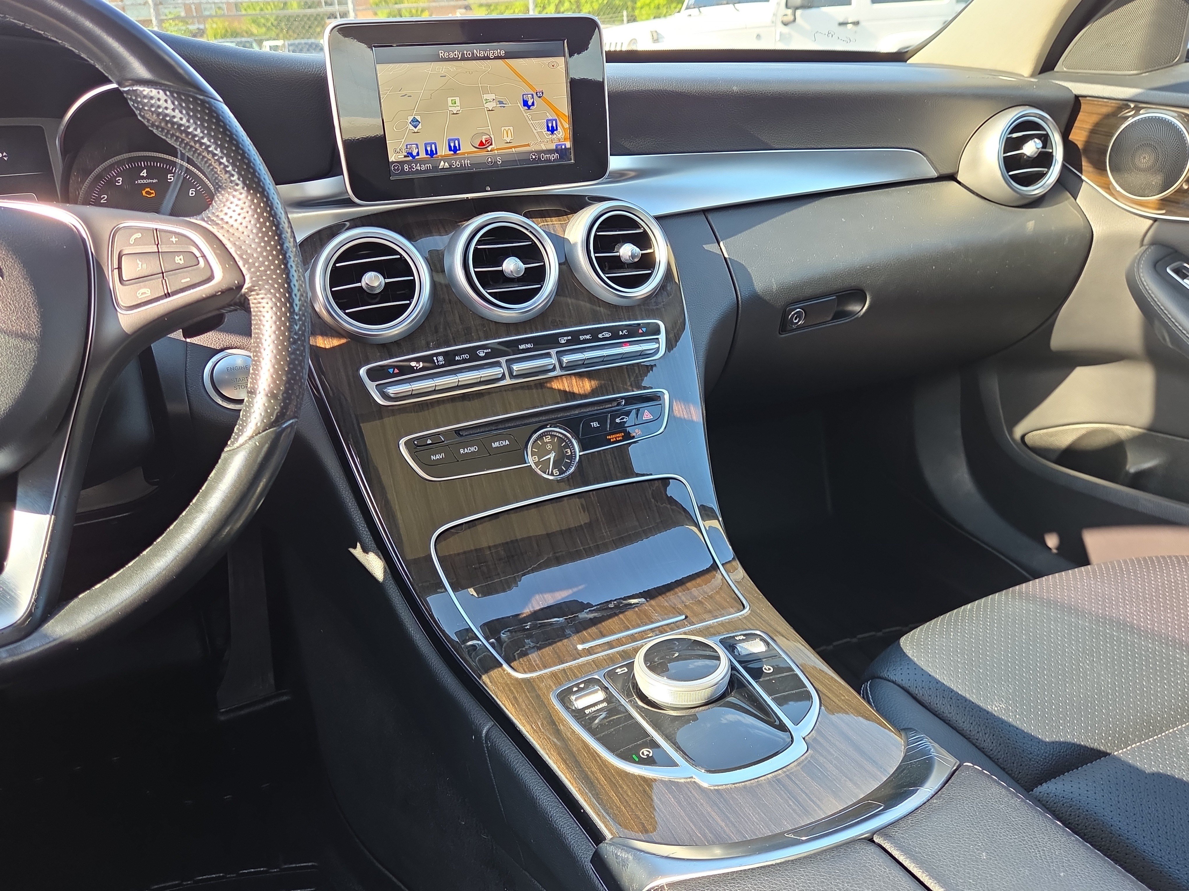 Used 2017 Mercedes-Benz C 300 4MATIC Sedan image 24