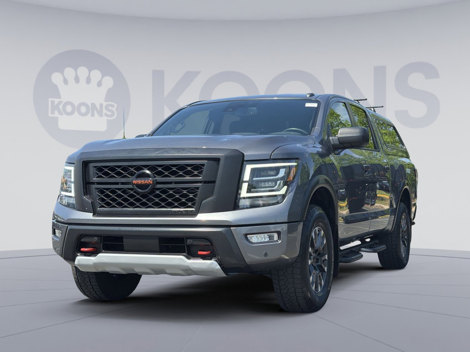 Used 2021 Nissan Titan PRO-4X w/ Pro-4x Utility Package image 1