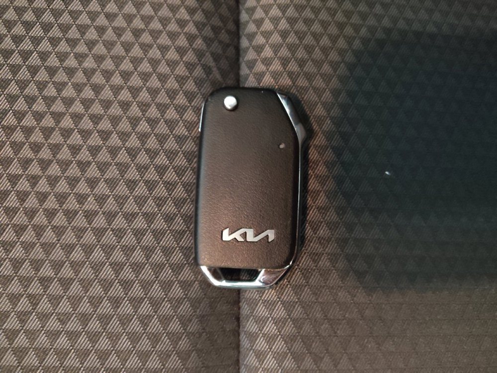 Used 2025 Kia Soul LX w/ LX Technology Package image 32