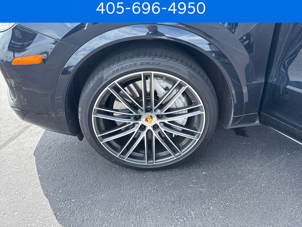 Used 2019 Porsche Cayenne Turbo AWD/4WD image 34