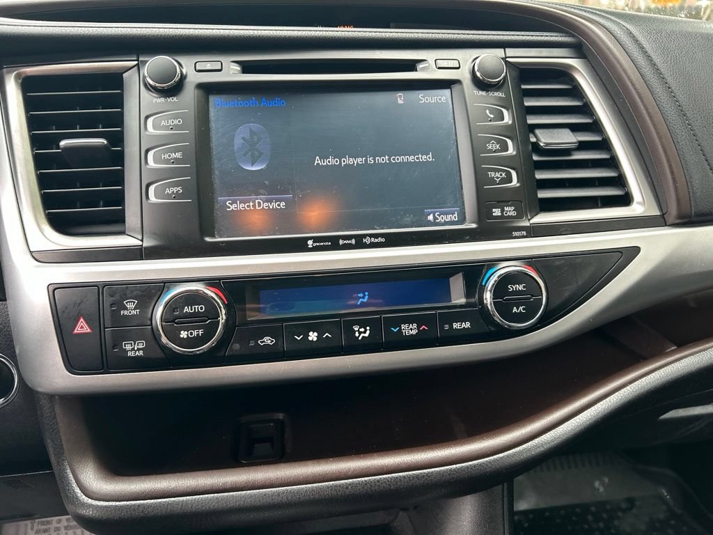 Used 2018 Toyota Highlander XLE AWD/4WD image 21