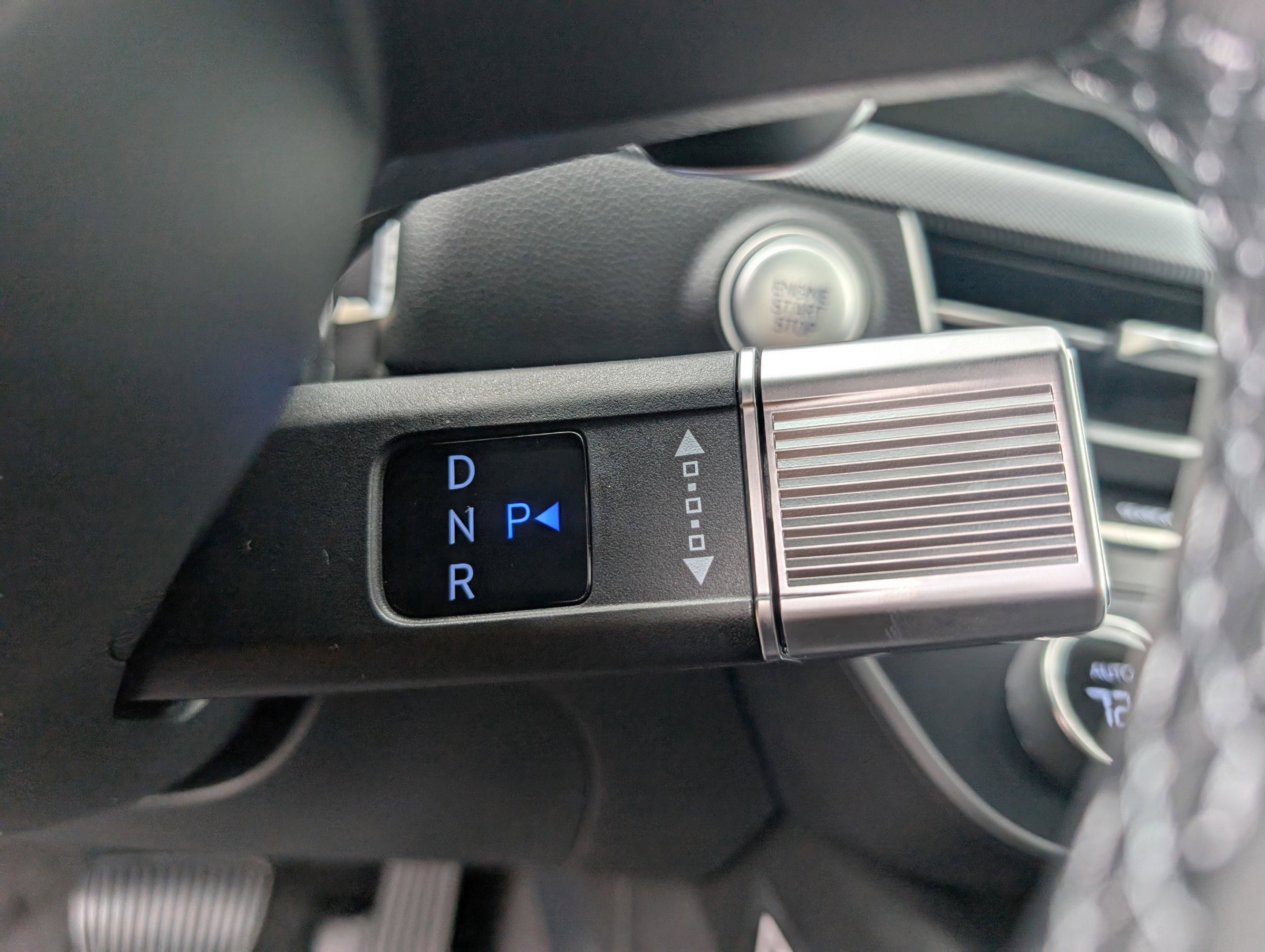 Used 2025 Hyundai Sonata Limited FWD image 32