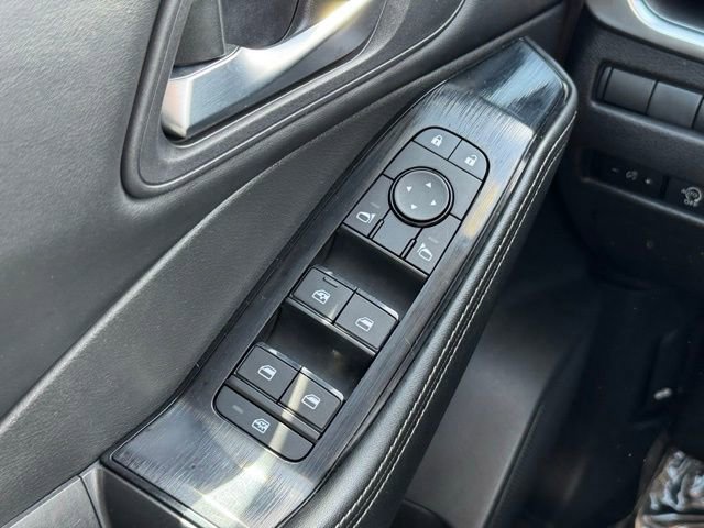 Used 2024 Nissan Rogue SV image 29