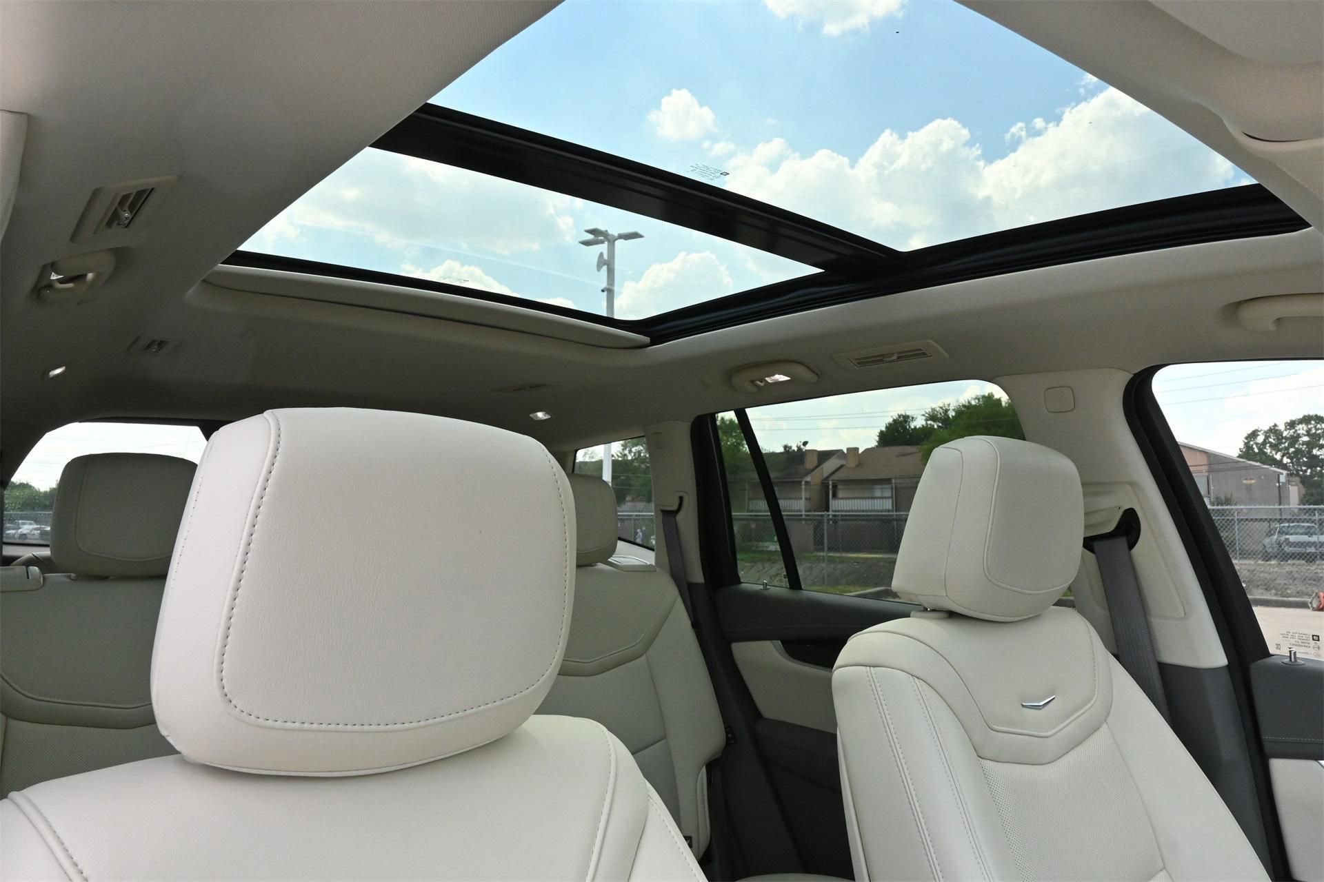 New 2025 Cadillac XT6 Premium Luxury w/ Technology Package image 27