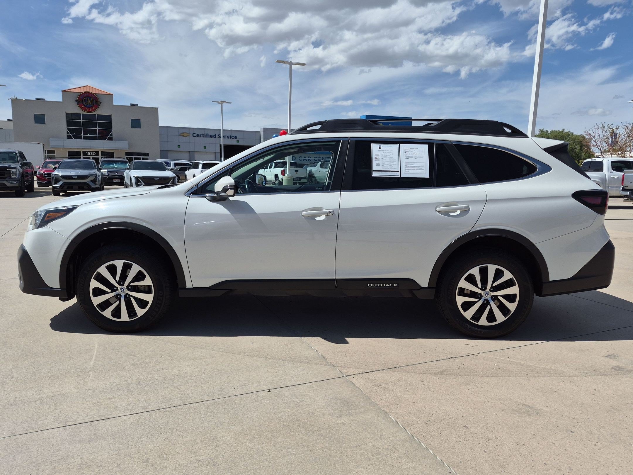 Used 2021 Subaru Outback Premium AWD/4WD image 2