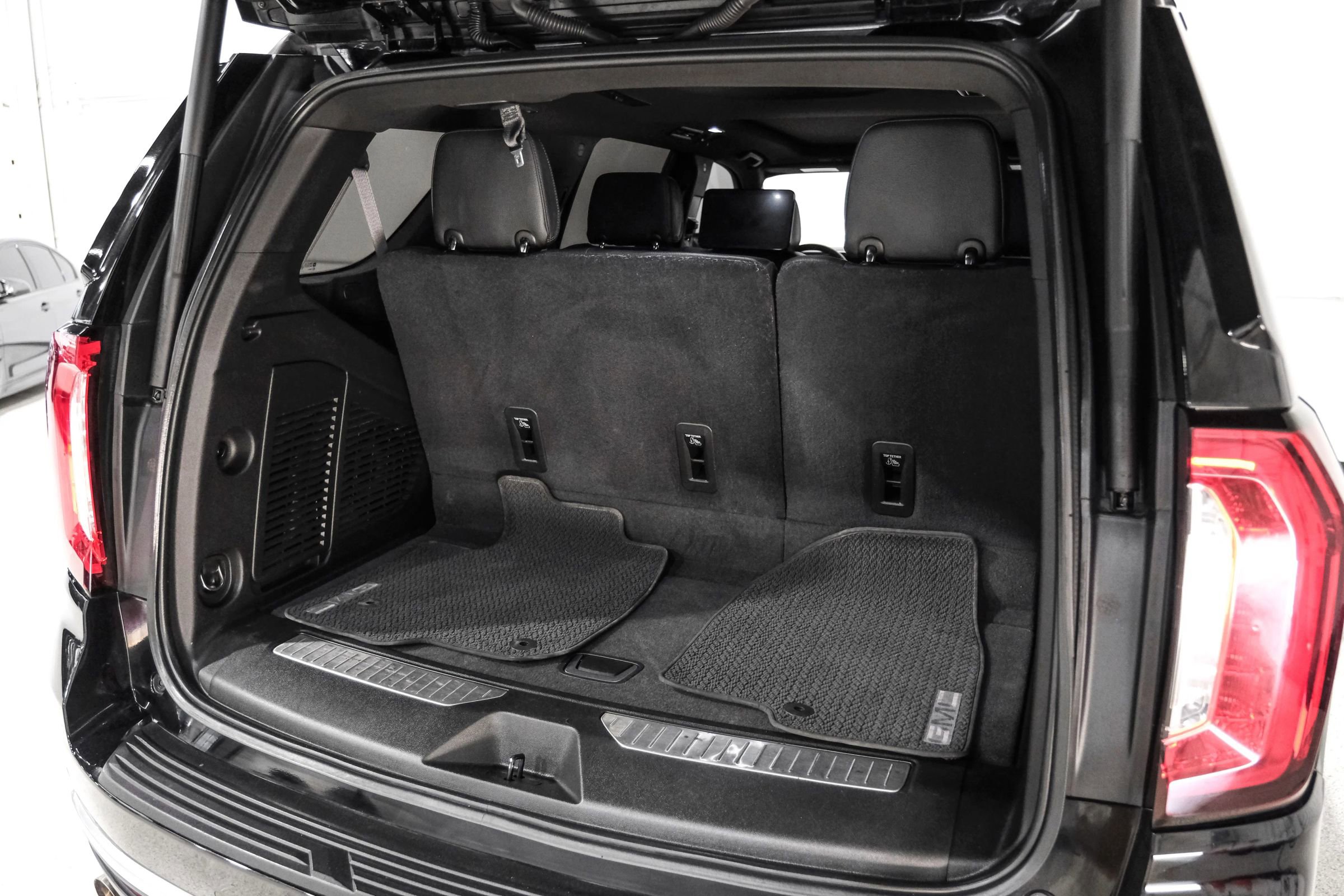 Used 2021 GMC Yukon Denali w/ Denali Premium Package image 63