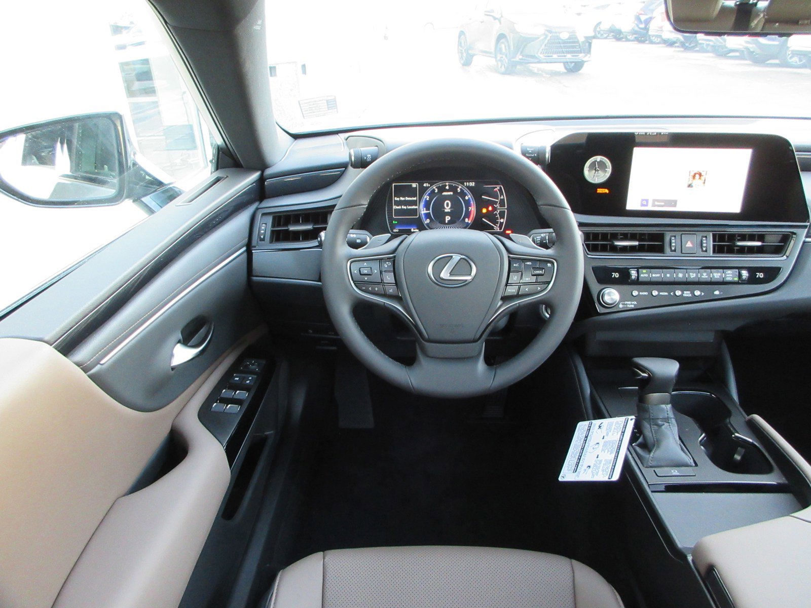 New 2025 Lexus ES 350 image 30