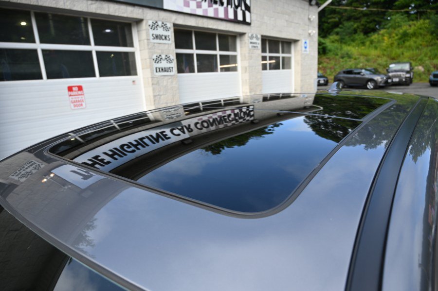 Used 2022 Acura MDX SH-AWD image 11