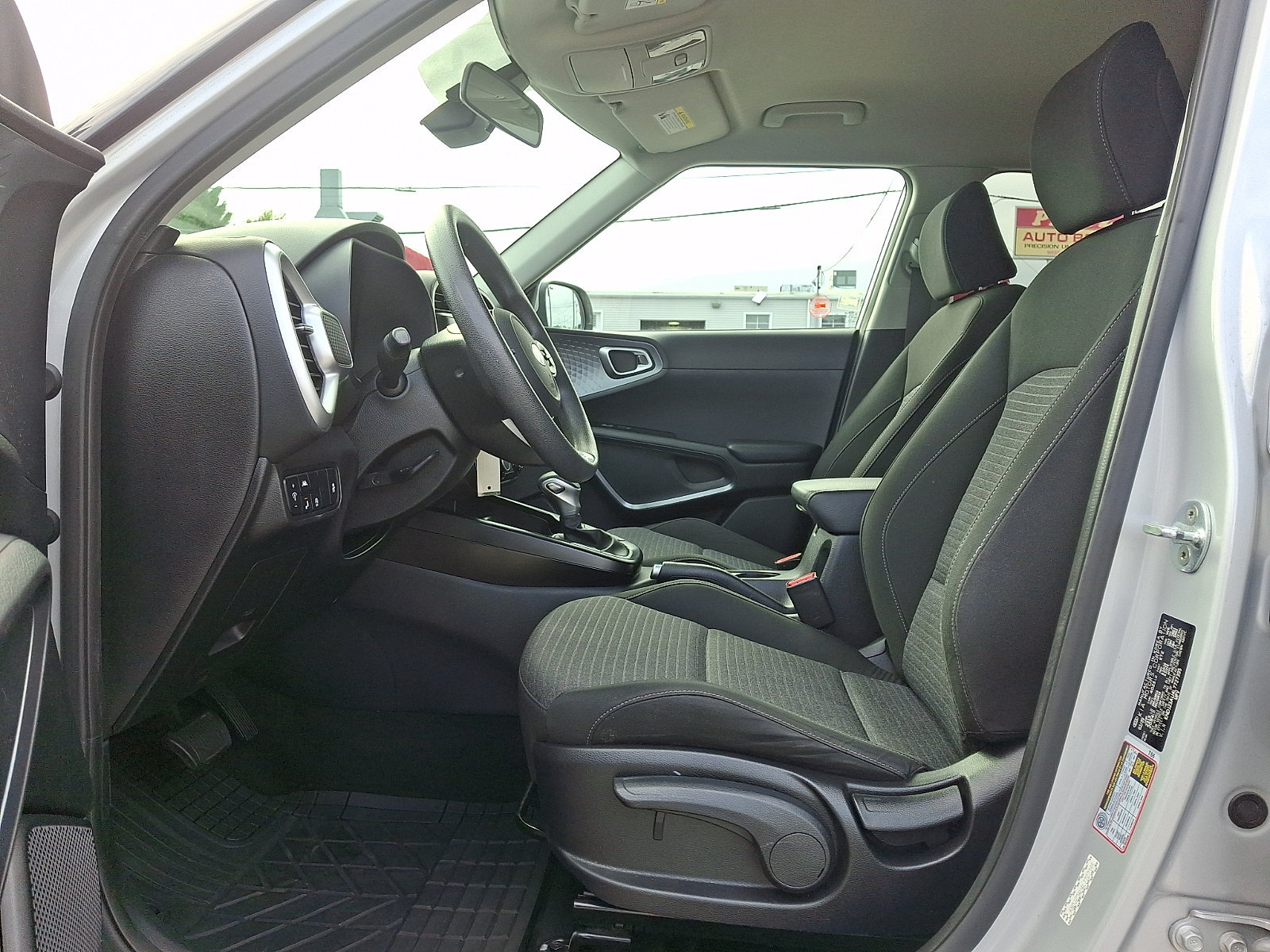Used 2020 Kia Soul S FWD image 13