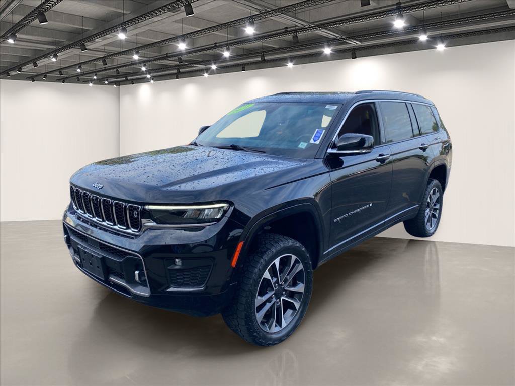 Used 2021 Jeep Grand Cherokee L Overland w/ Advanced Protech Group III AWD/4WD image 3