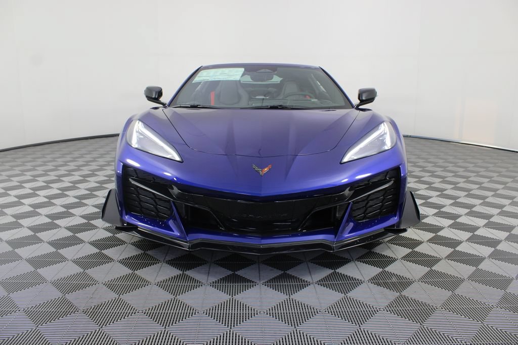 New 2027 Chevrolet Corvette Grand Sport RWD image 3