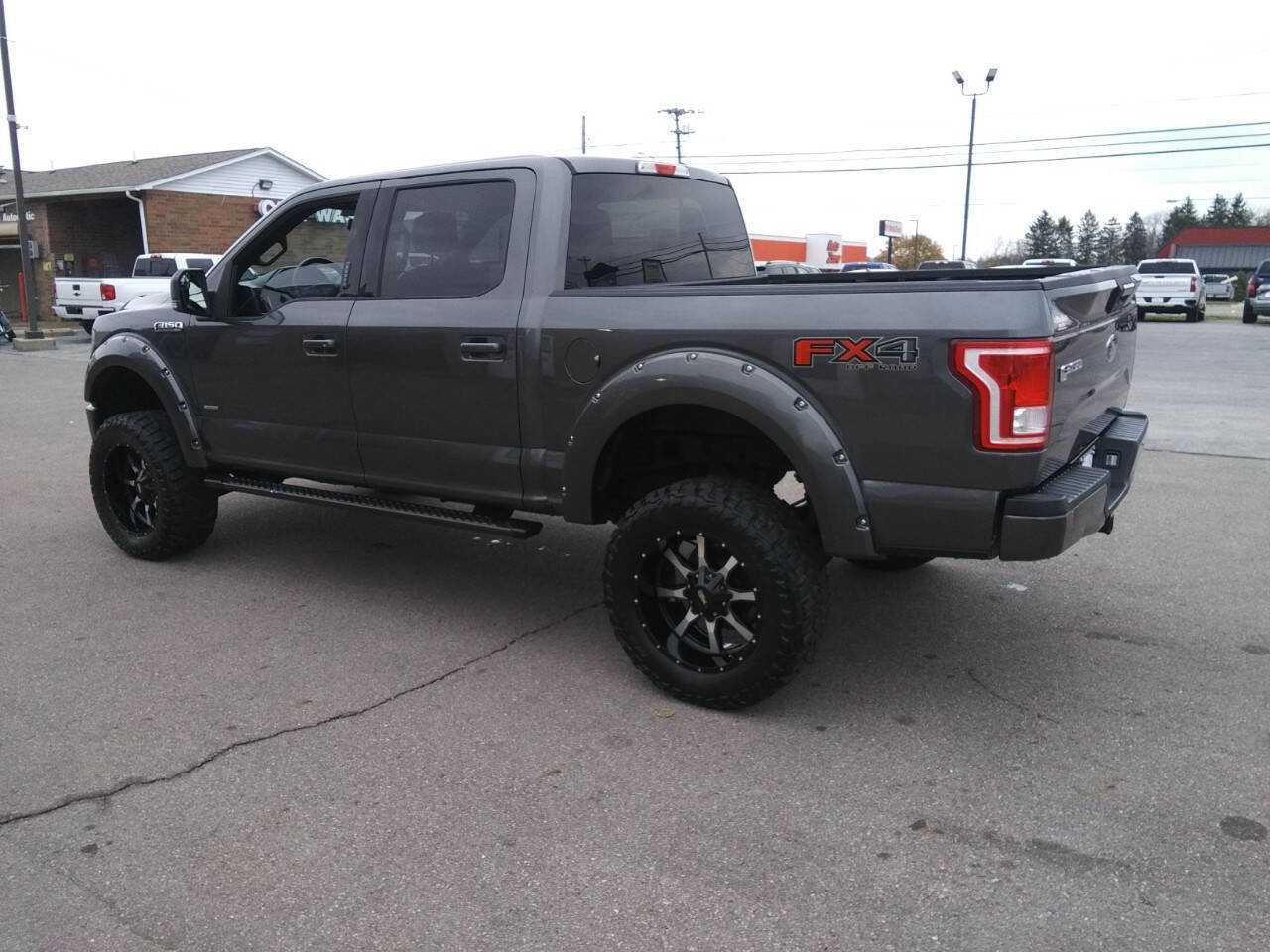 Used 2015 Ford F150 XLT w/ Equipment Group 301A Mid image 11