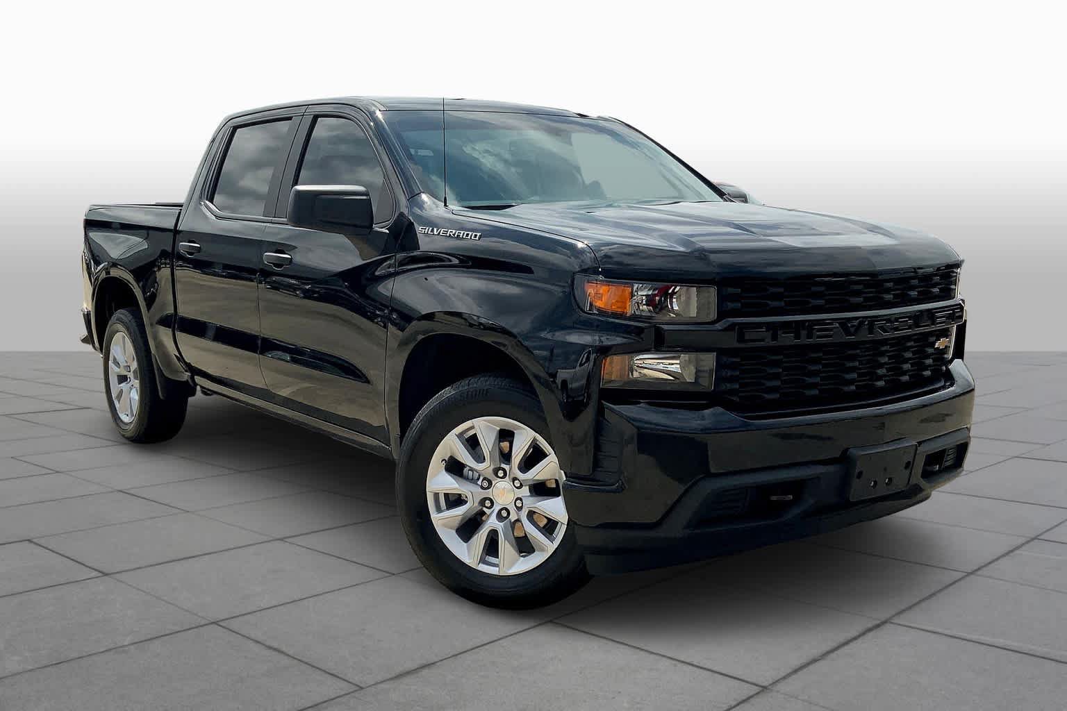 Certified 2021 Chevrolet Silverado 1500 Custom RWD image 3