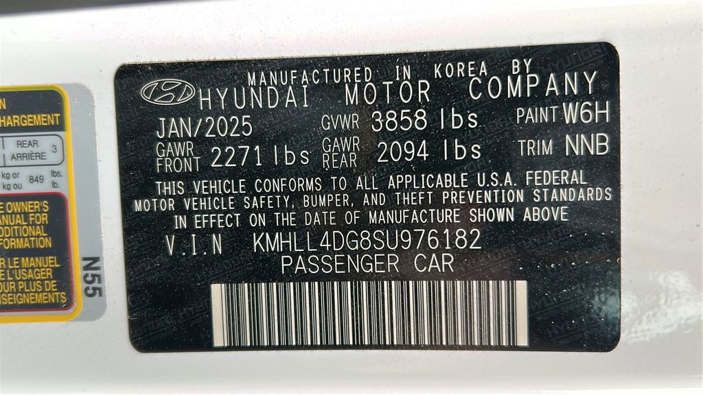 Certified 2025 Hyundai Elantra SE image 29
