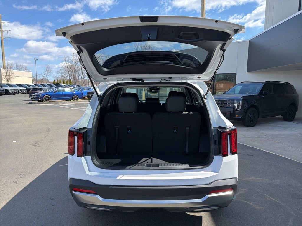 New 2026 Kia Sorento S image 16