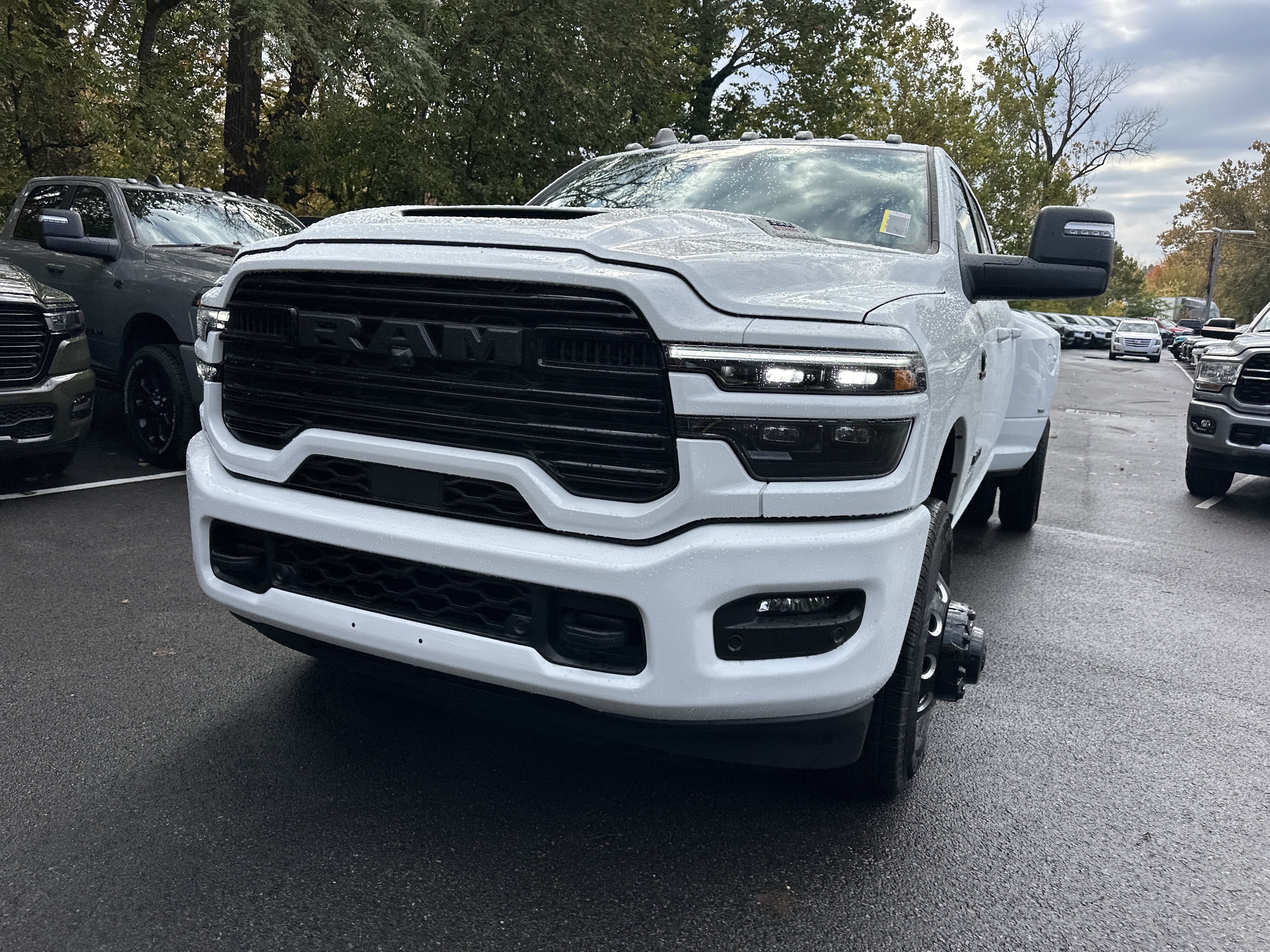 New 2027 RAM 3500 Laramie AWD/4WD image 24