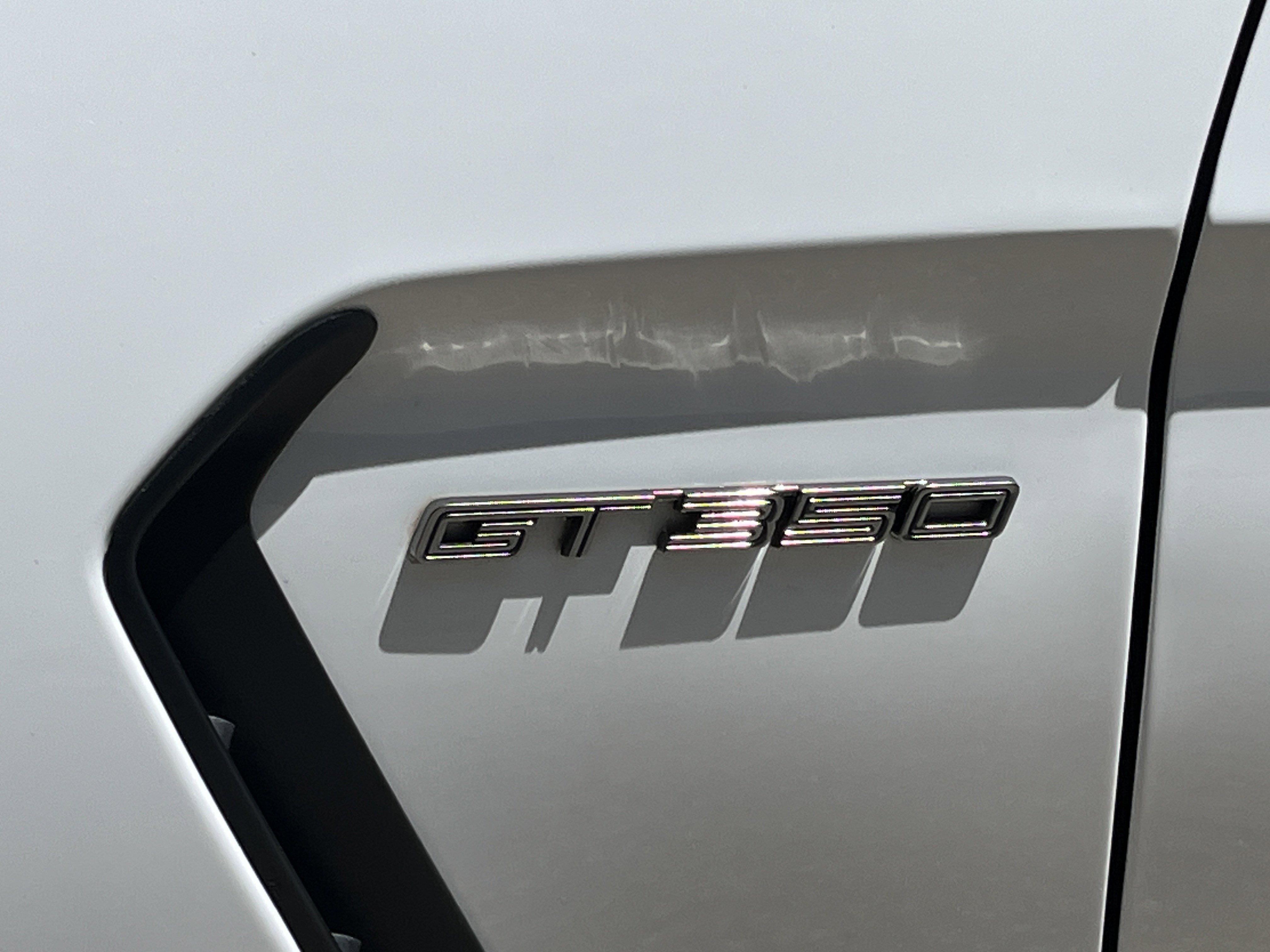 Used 2017 Ford Mustang Shelby GT350 w/ Electronics Package RWD image 27