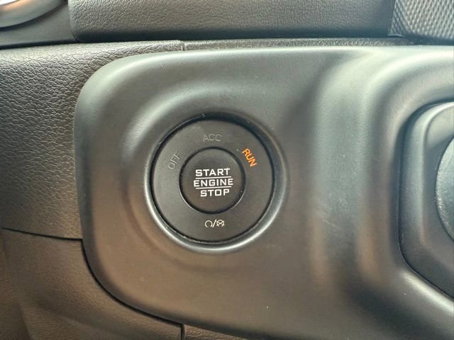 Used 2021 Jeep Wrangler Unlimited Sahara w/ Cold Weather Group image 28