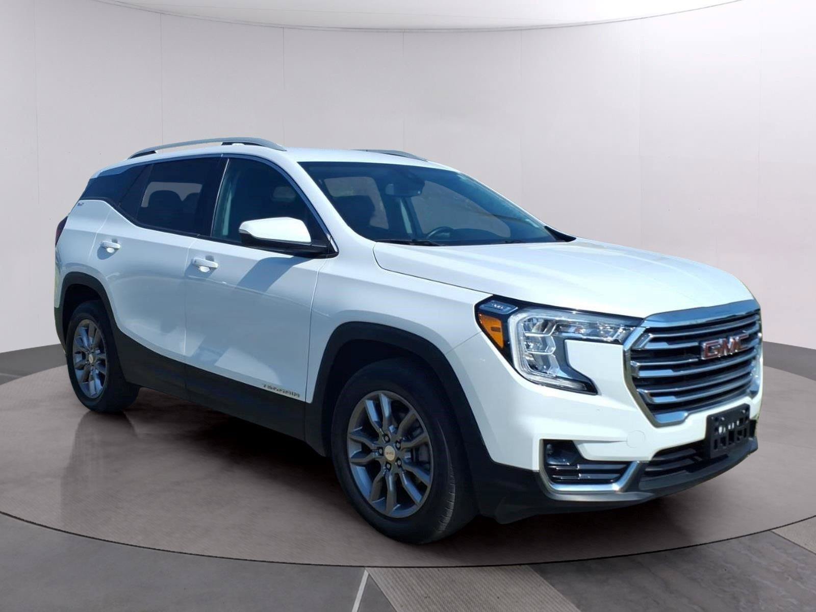 Used 2023 GMC Terrain SLT AWD/4WD image 7