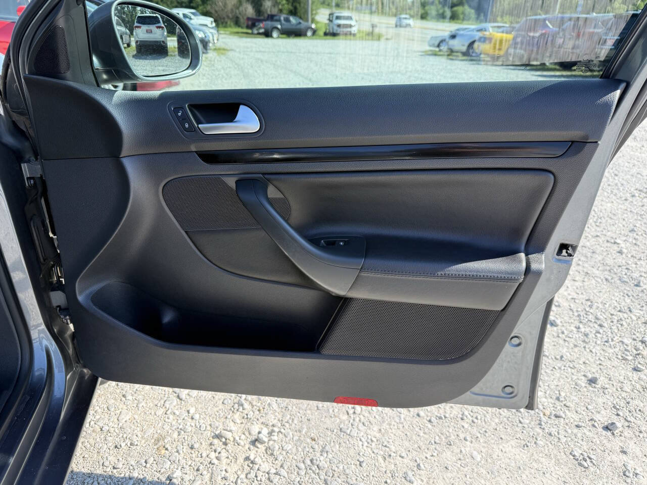 Used 2014 Volkswagen Jetta SE FWD image 15