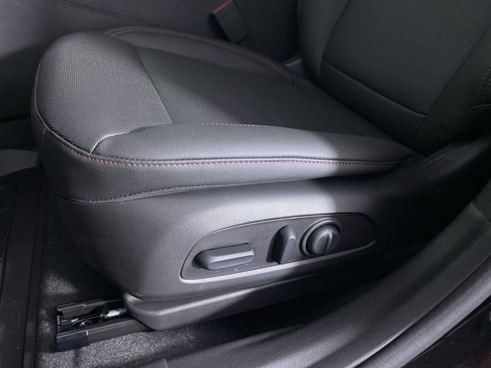 New 2026 Chevrolet Trax RS w/ Driver Confidence Package FWD image 9