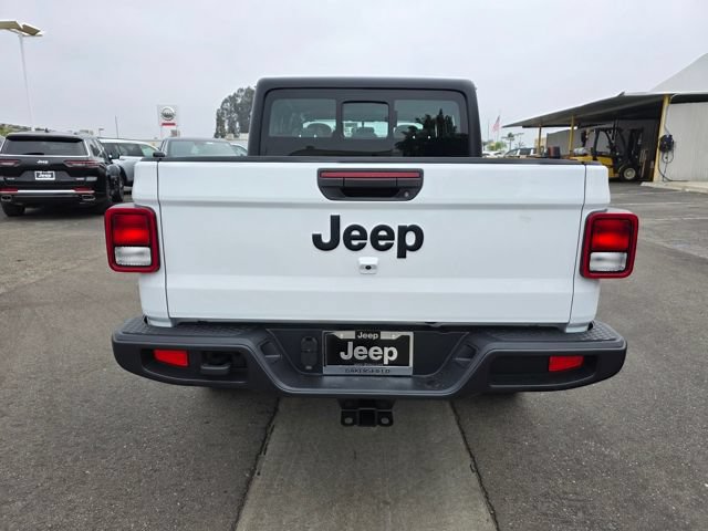New 2026 Jeep Gladiator Sport AWD/4WD image 6