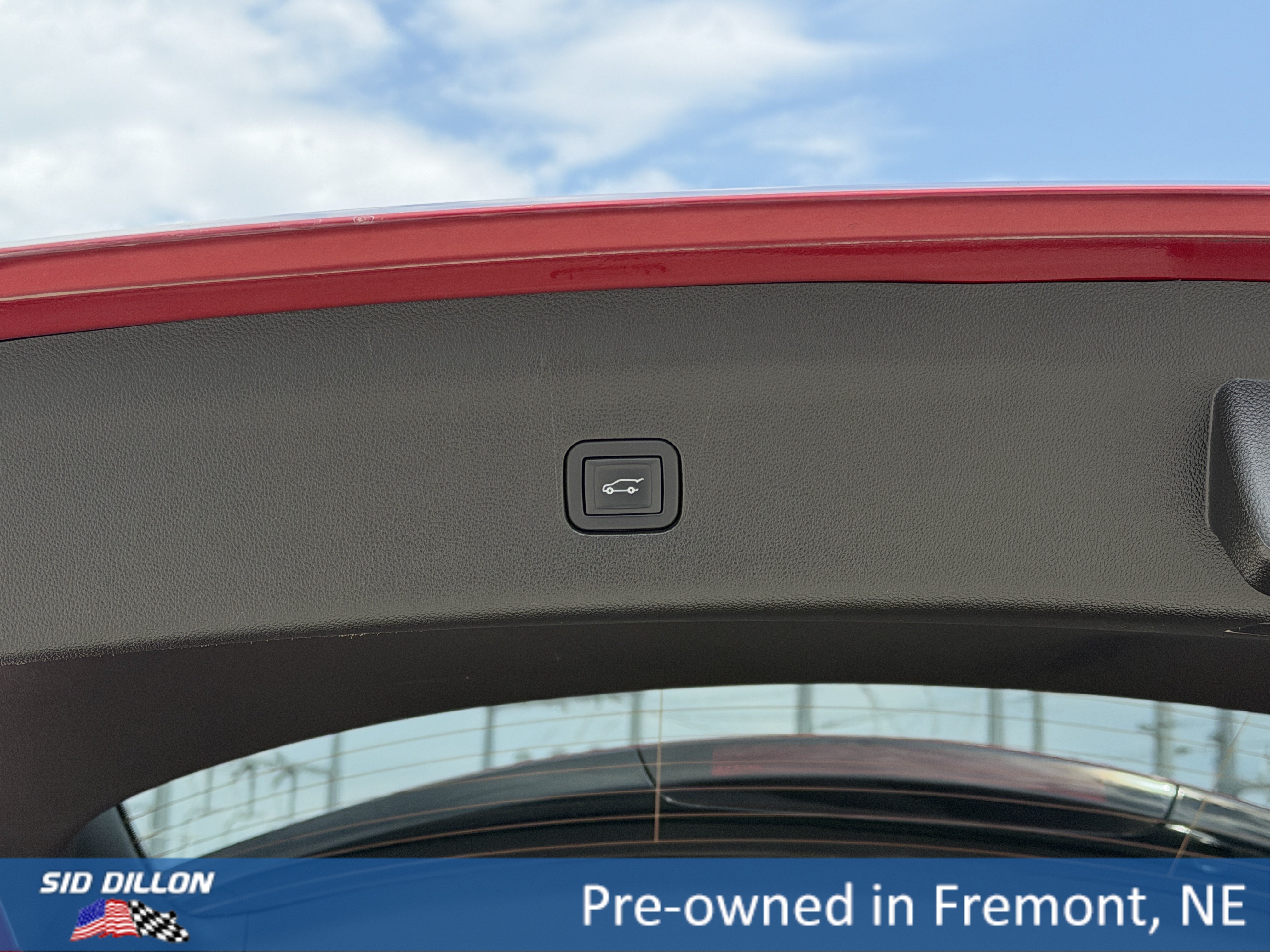 Used 2023 Buick Enclave Premium AWD/4WD image 6