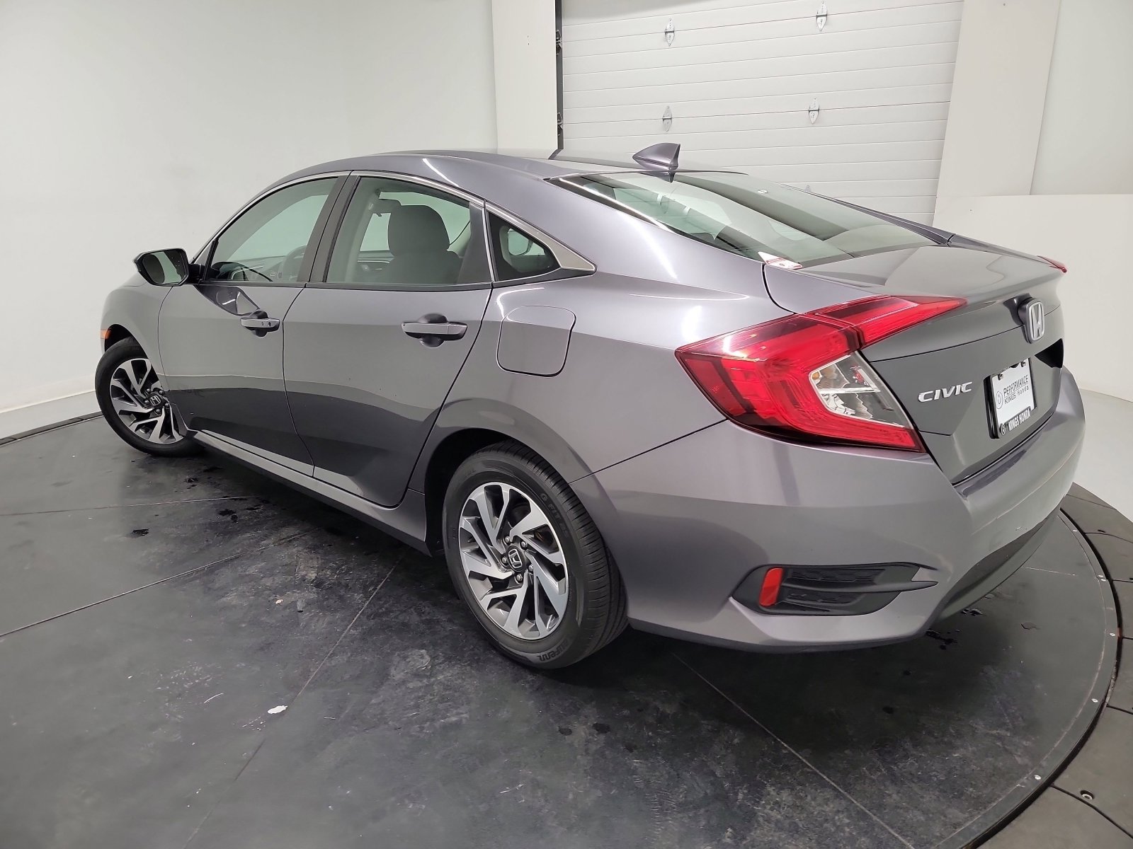 Used 2017 Honda Civic EX image 3