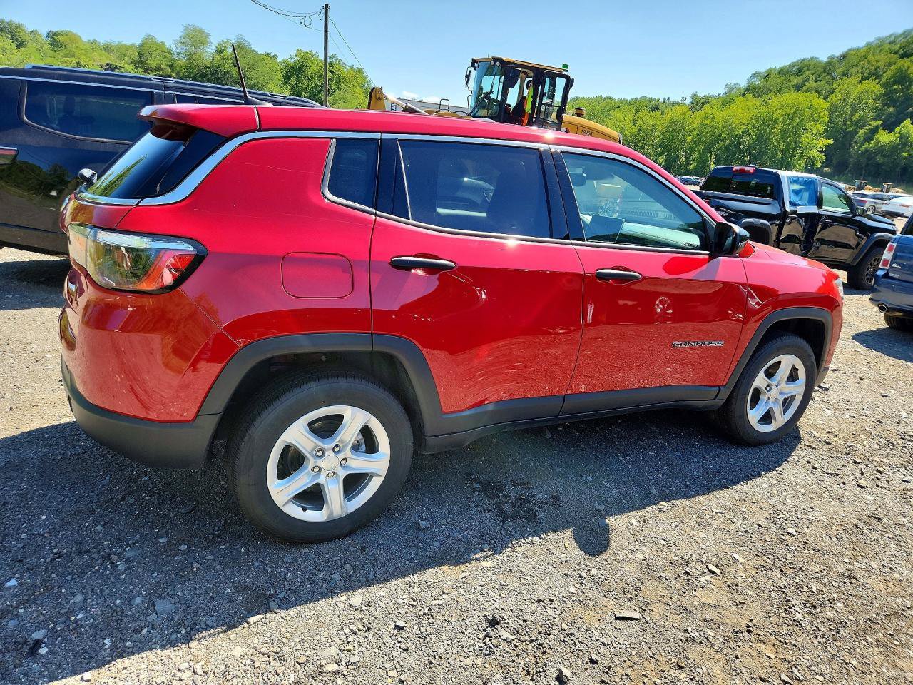 Used 2024 Jeep Compass Sport AWD/4WD image 4