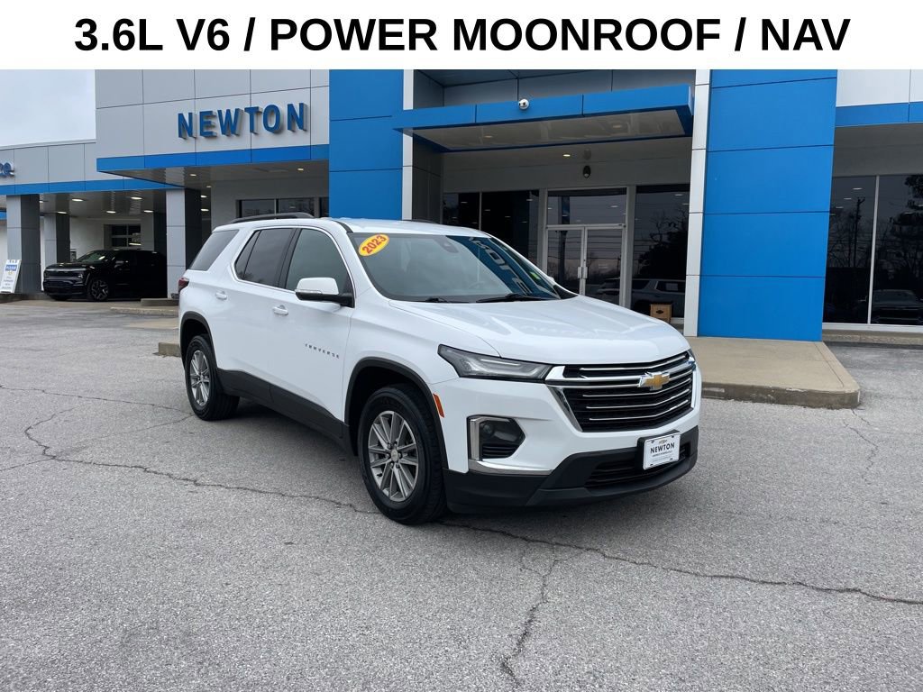 Used 2023 Chevrolet Traverse LT image 1