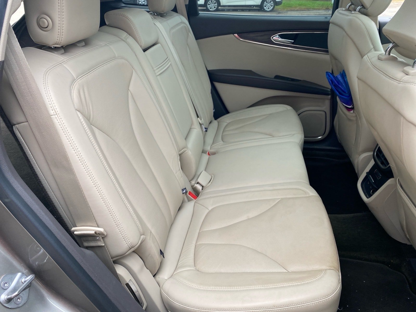Used 2017 Lincoln MKX Reserve w/ Lincoln MKX Climate Package AWD/4WD image 25