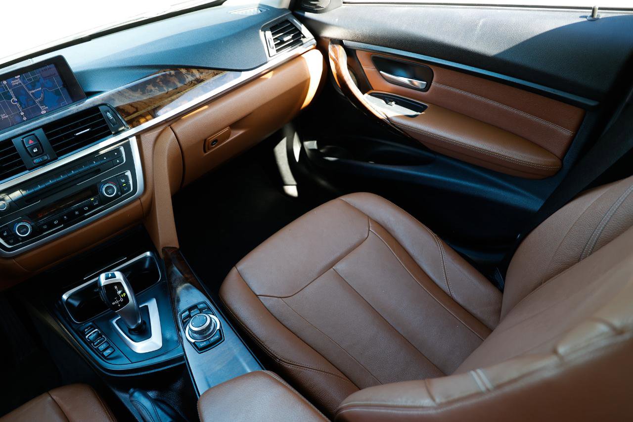 Used 2013 BMW 328i xDrive Sedan image 19