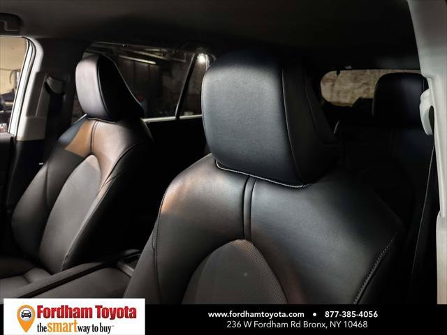 Certified 2025 Toyota Grand Highlander AWD Hybrid image 19