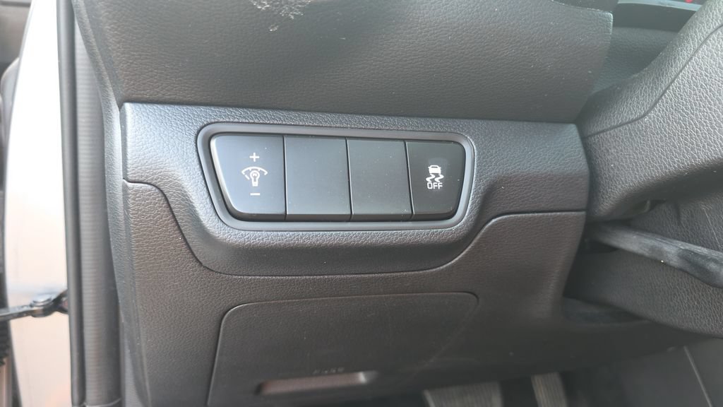 Used 2024 Kia Forte LXS FWD image 12