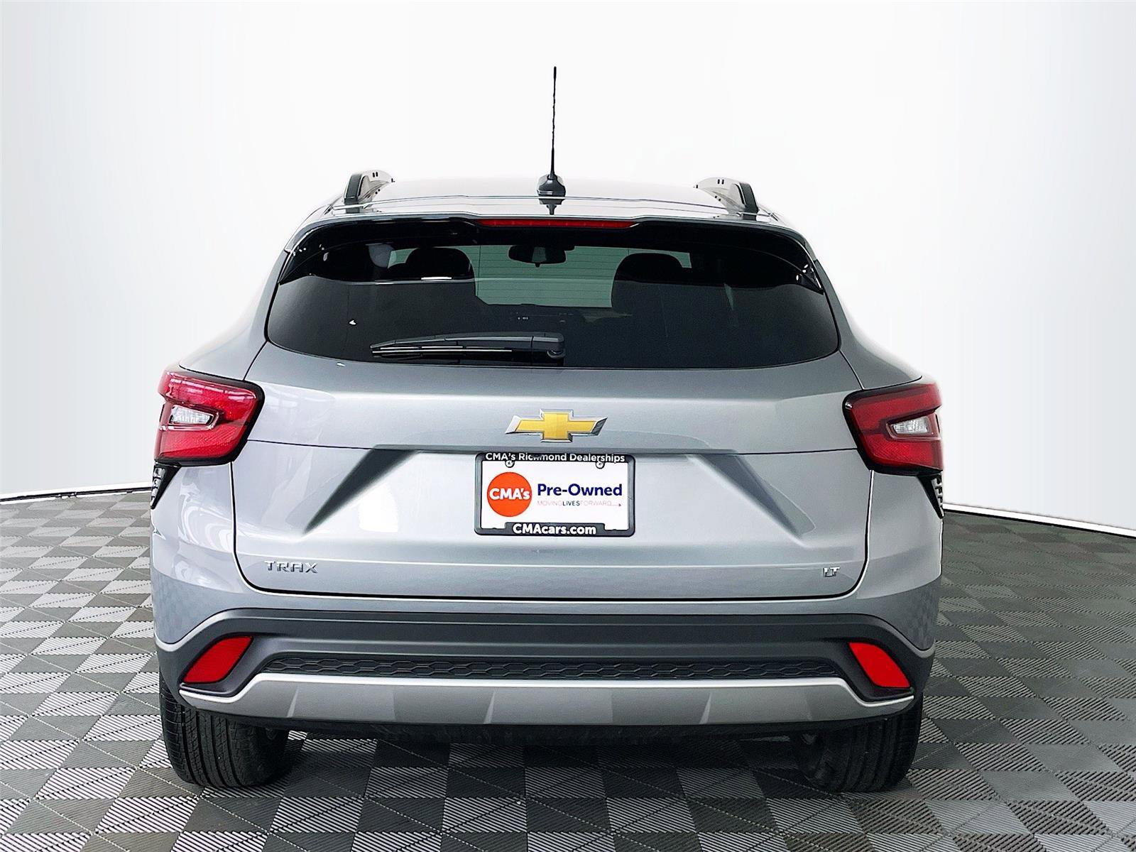 Used 2026 Chevrolet Trax LT image 7