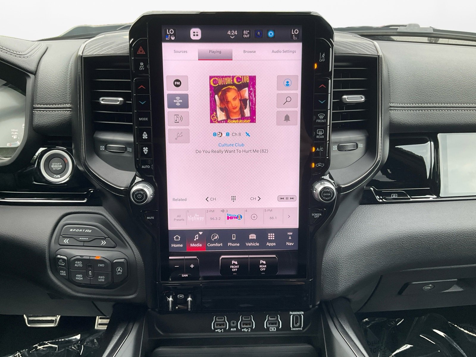 New 2026 RAM 1500 Rebel w/ G/T Package image 11