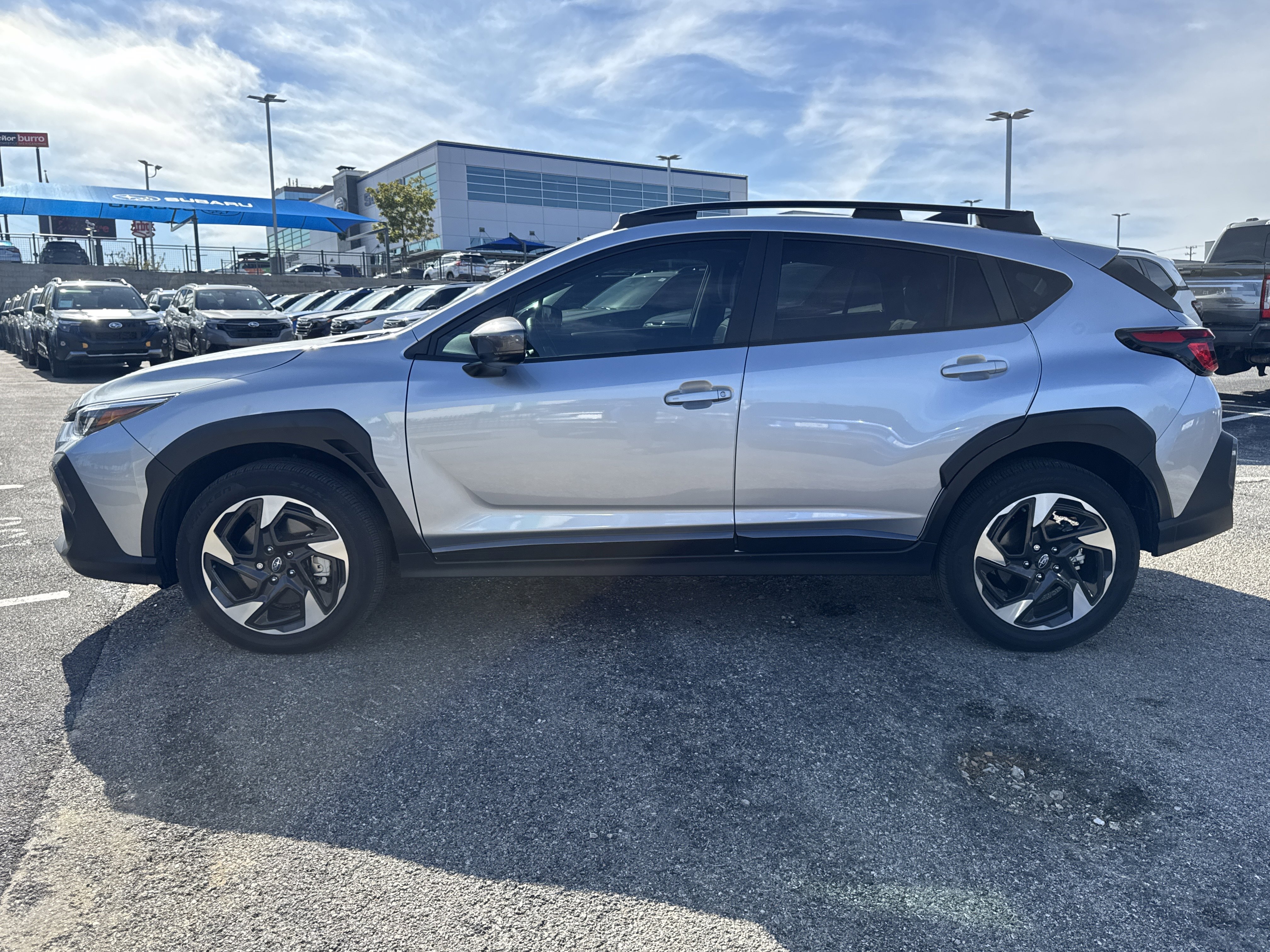 Certified 2025 Subaru Crosstrek 2.5i Limited w/ Crosstrek Mirror Package image 6