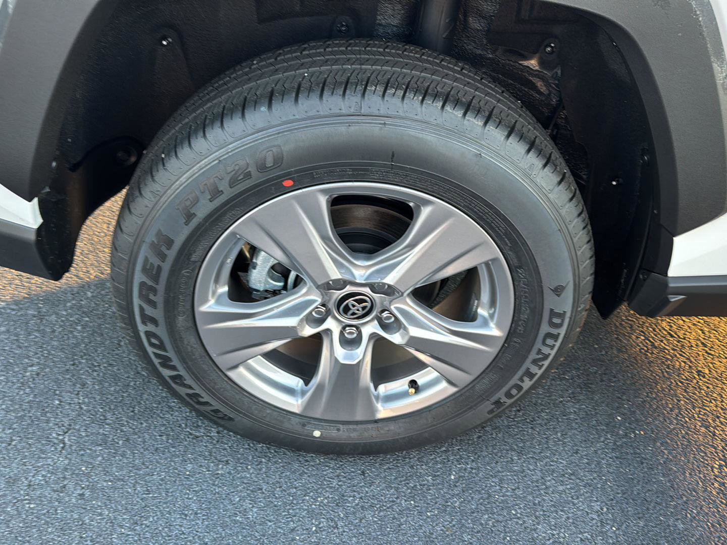 Used 2025 Toyota RAV4 XLE image 35