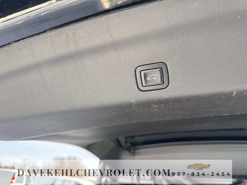 Certified 2023 Chevrolet Suburban Premier image 39