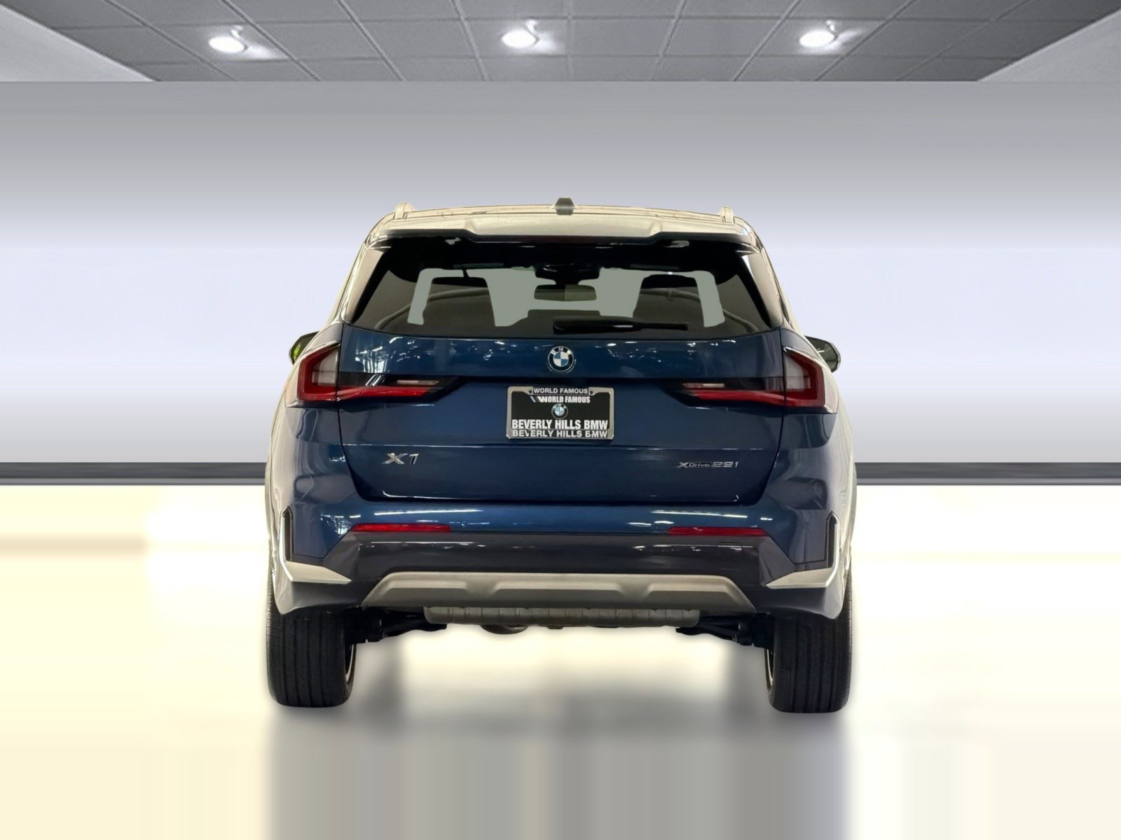 Used 2025 BMW X1 xDrive28i w/ Convenience Package AWD/4WD image 9