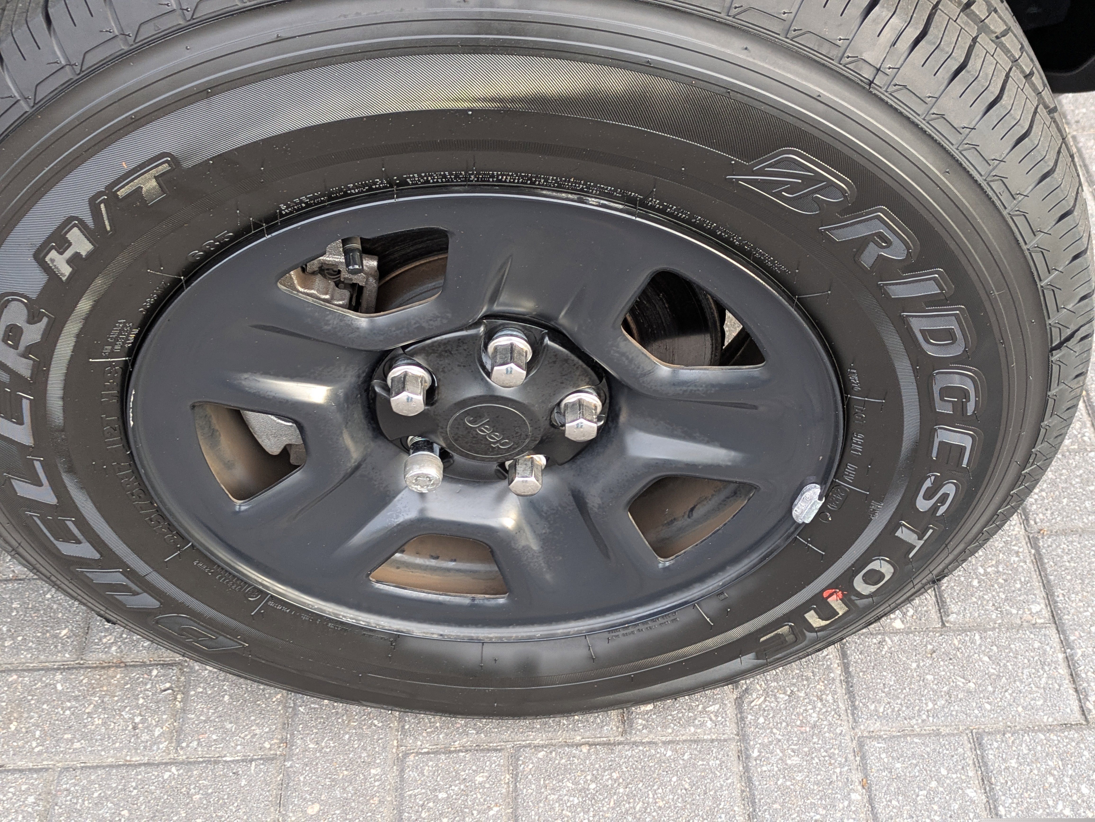 Used 2024 Jeep Gladiator Sport image 13