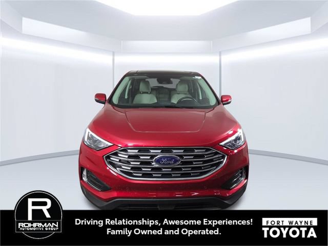 Used 2023 Ford Edge Titanium AWD/4WD image 3
