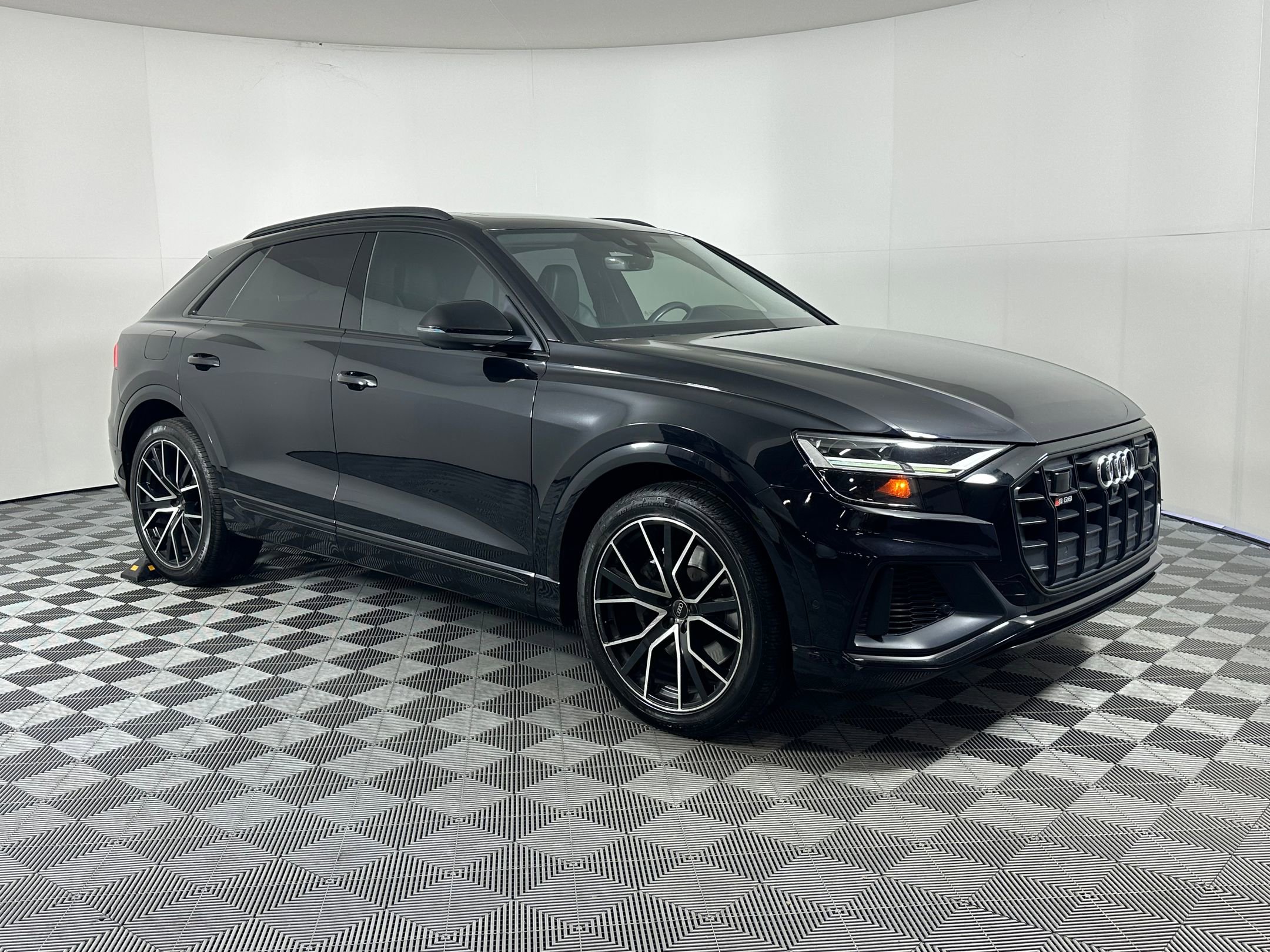 Used 2021 Audi SQ8 Premium Plus w/ Luxury Package image 6