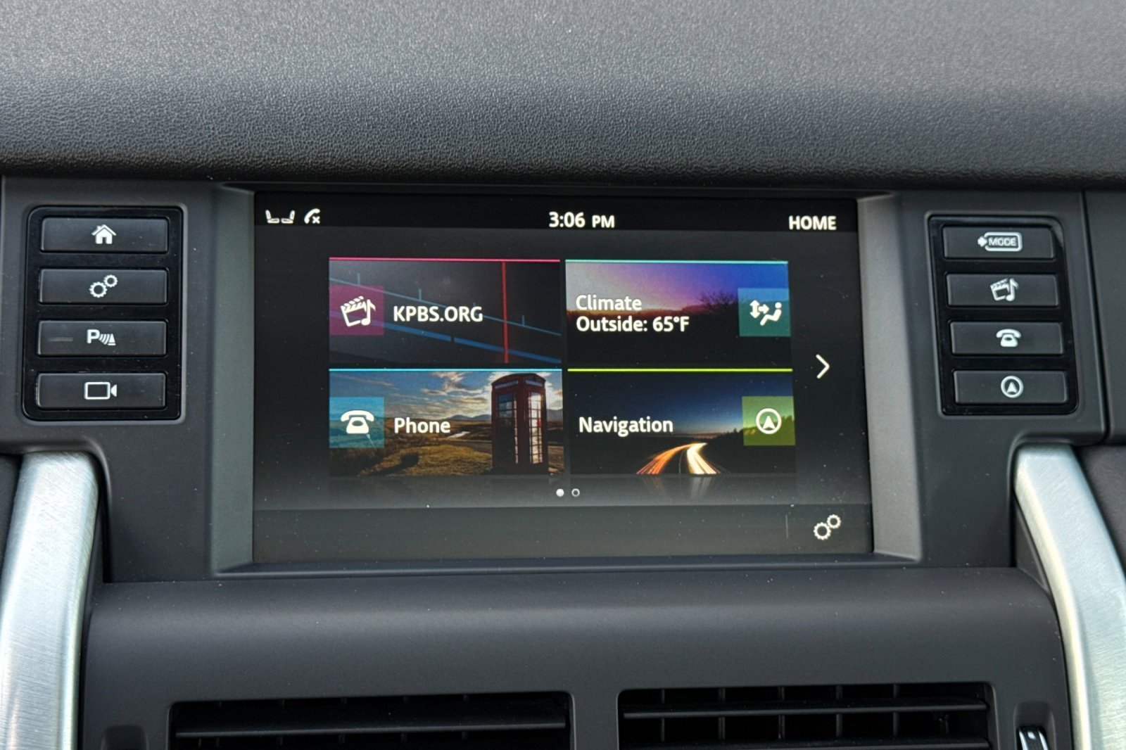 Used 2019 Land Rover Discovery Sport HSE image 17