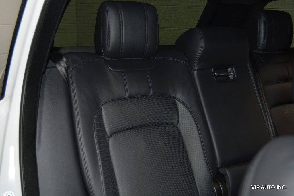 Used 2018 Land Rover Range Rover HSE image 23