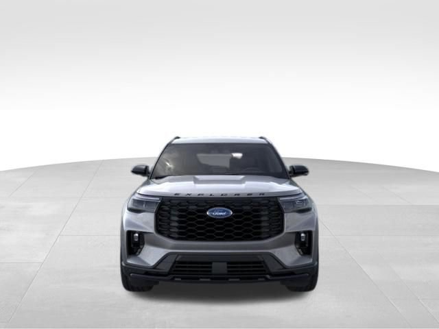 New 2026 Ford Explorer ST-Line w/ ST-Line Street Pack AWD/4WD image 7