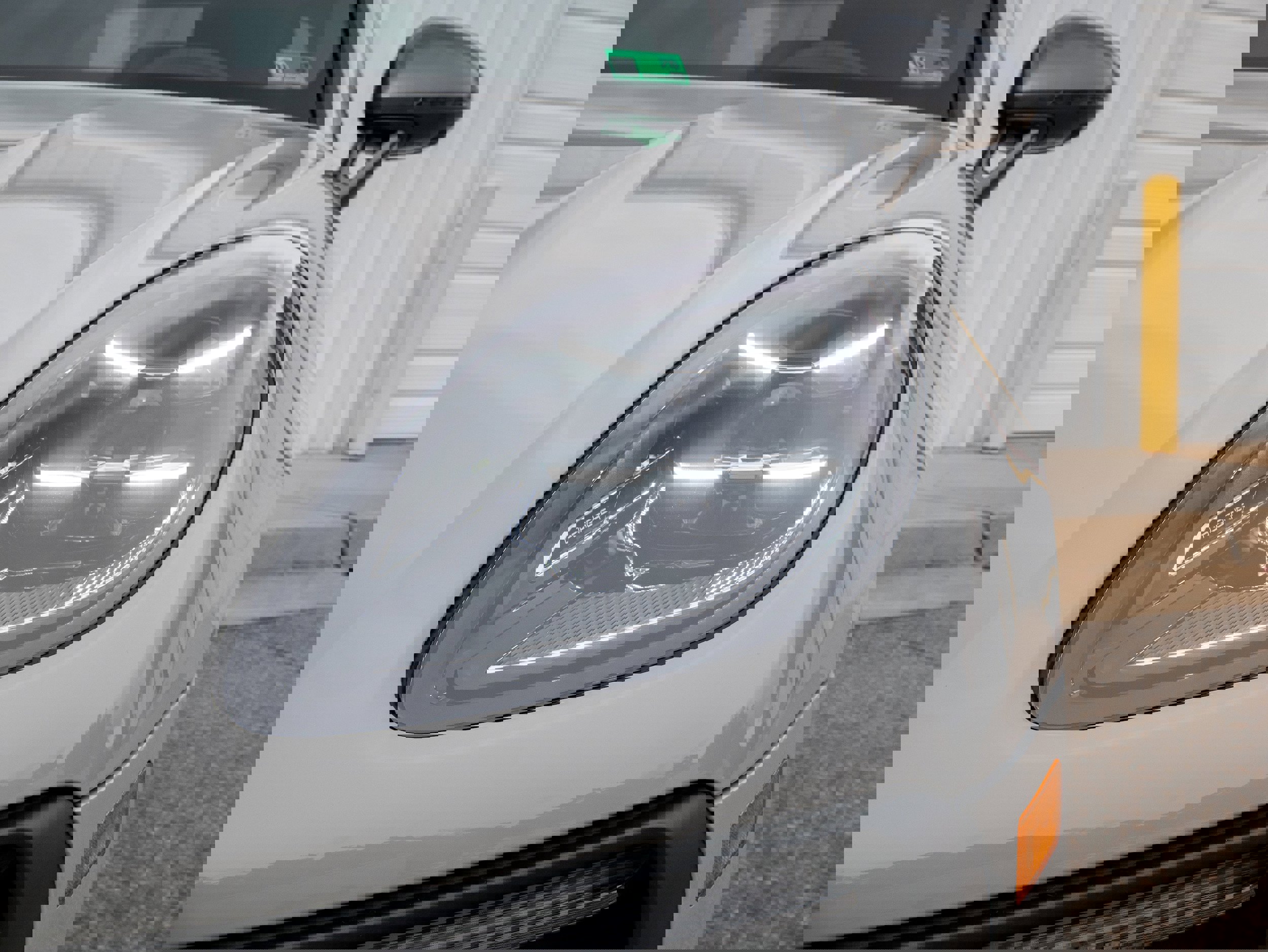 New 2026 Porsche Macan Turbo image 13