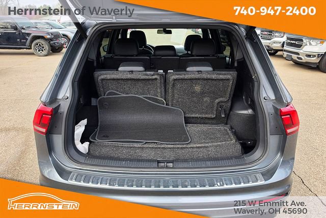 Used 2019 Volkswagen Tiguan SEL Premium R-Line image 24