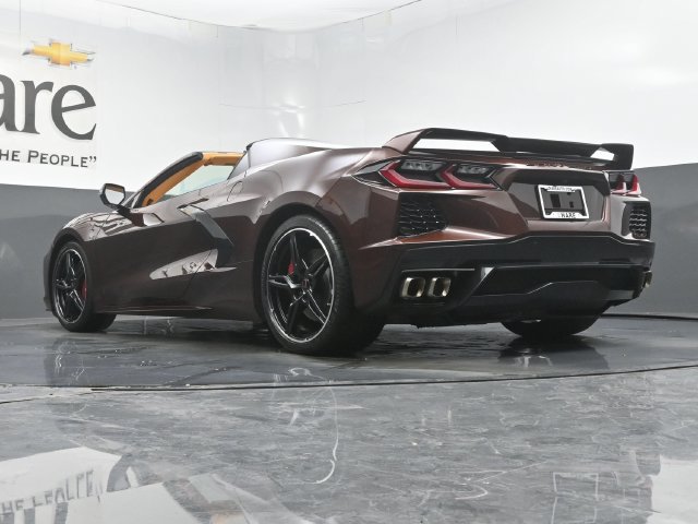 Used 2023 Chevrolet Corvette Stingray Premium Conv w/ Z51 Performance Package RWD image 5