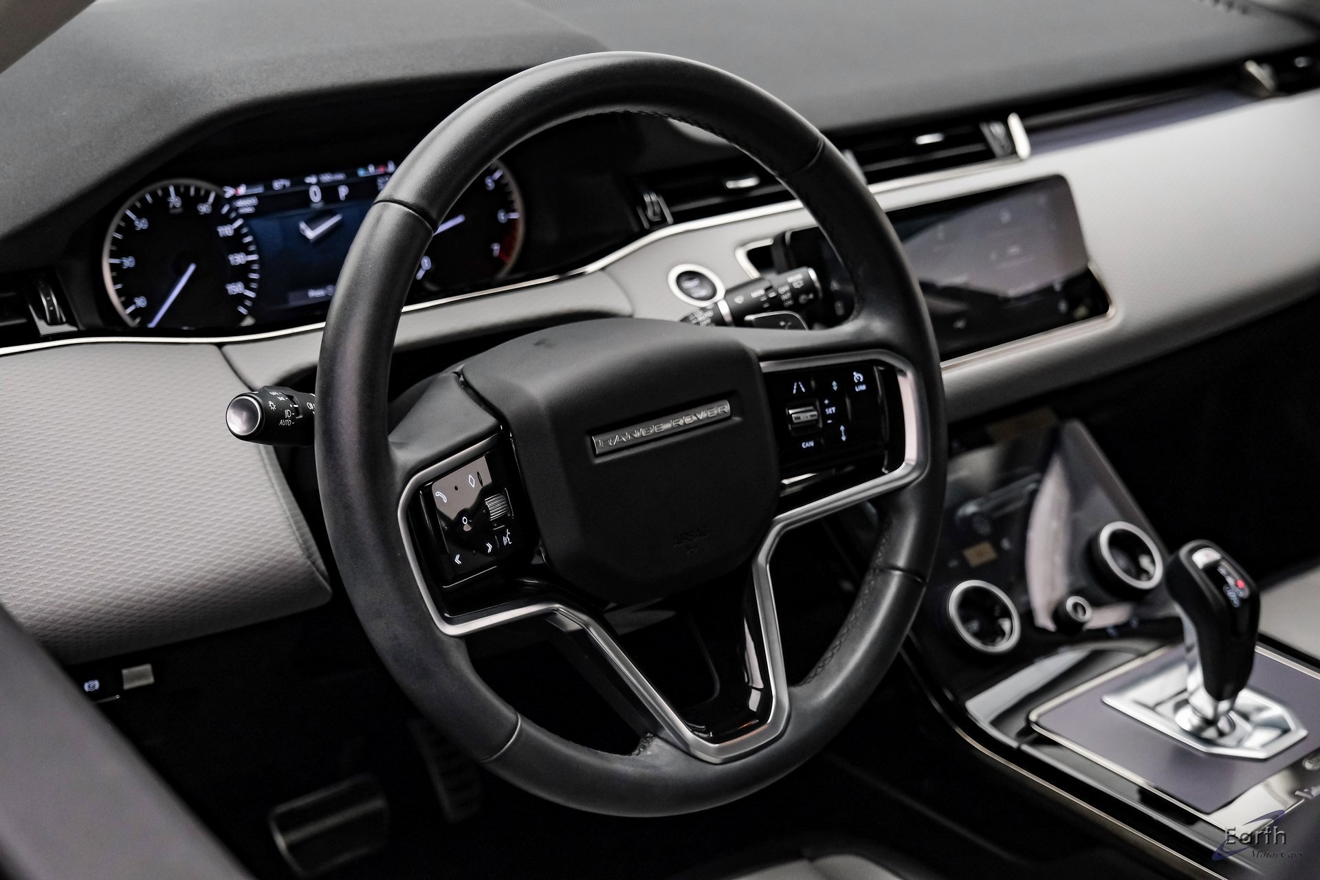 Used 2023 Land Rover Range Rover Evoque R-Dynamic S image 35